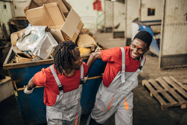 Best Full-Service Junk Removal  in Larimore, ND